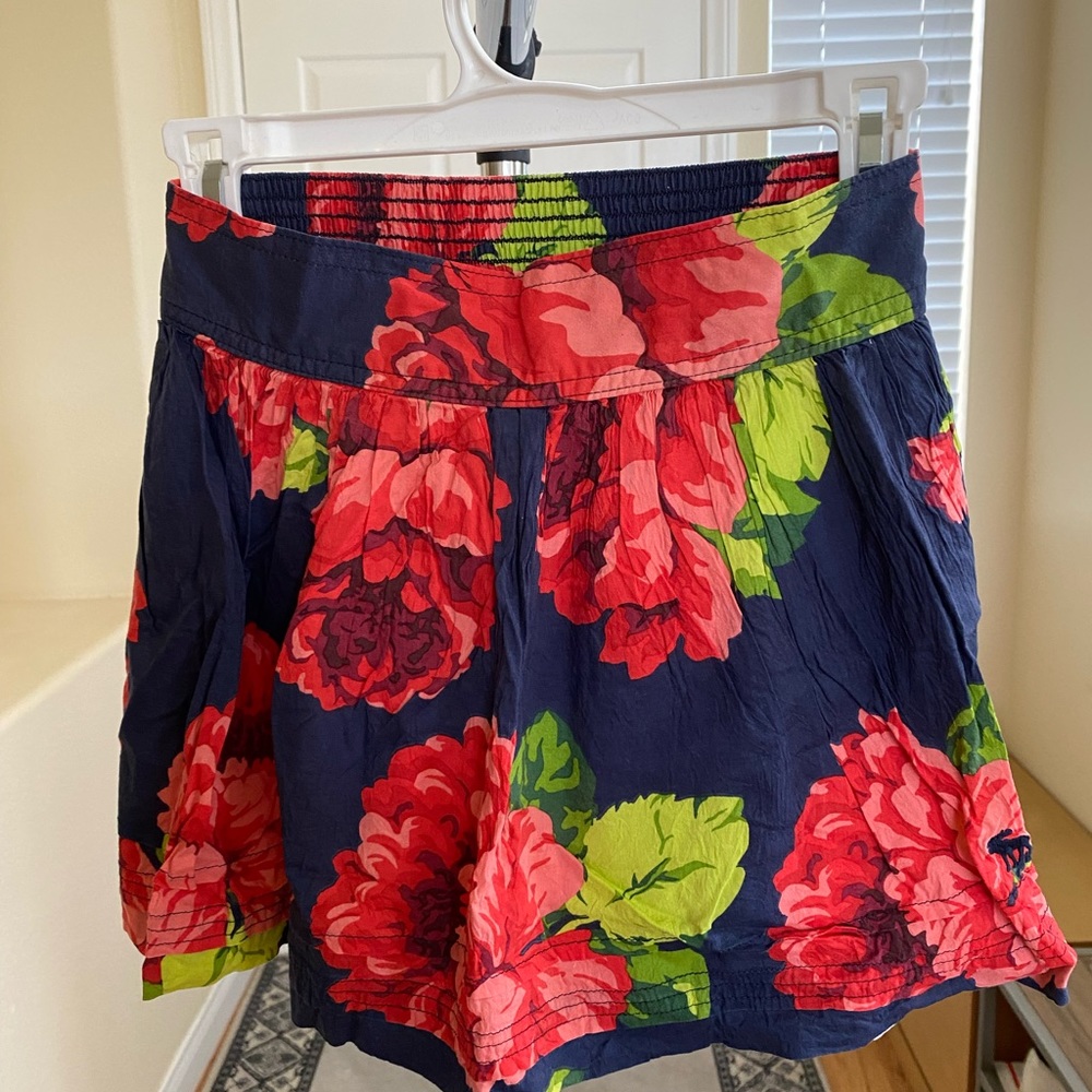A&F skirt size 2